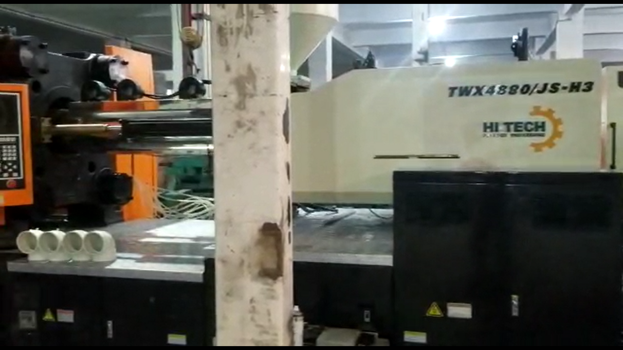 塑胶模具动定模结构解析与包胶成型工艺要点